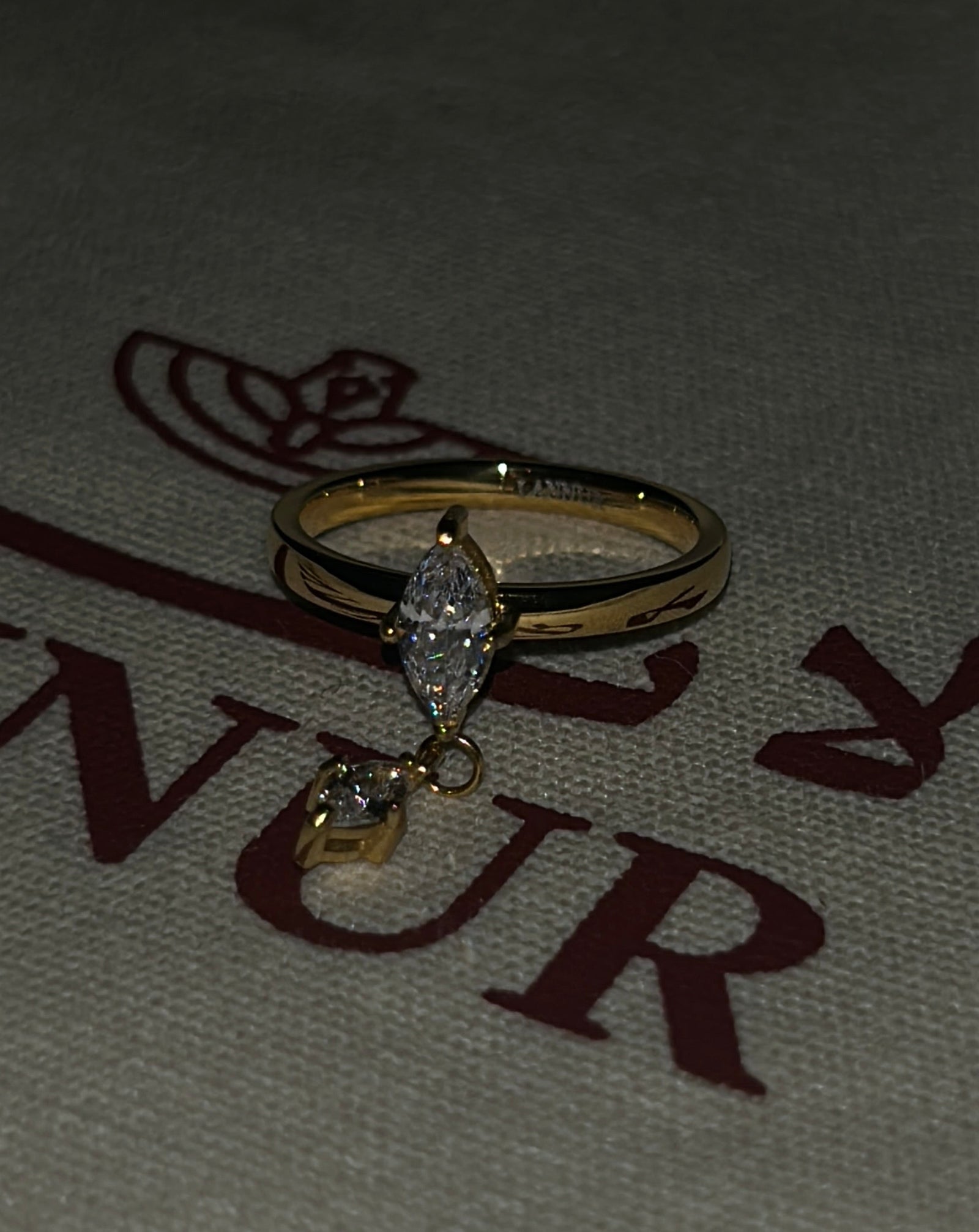Amoura Ring